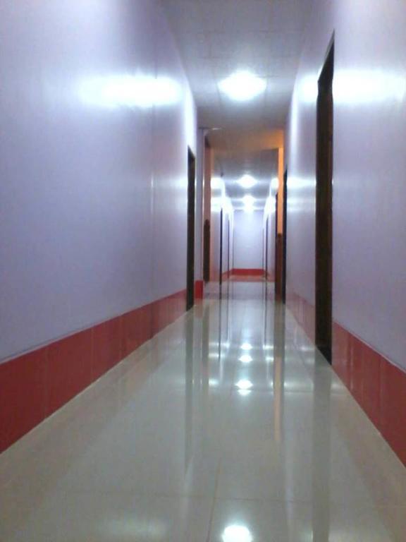 Aung Tha Pyay Hotel 3 Yangon Rum bild