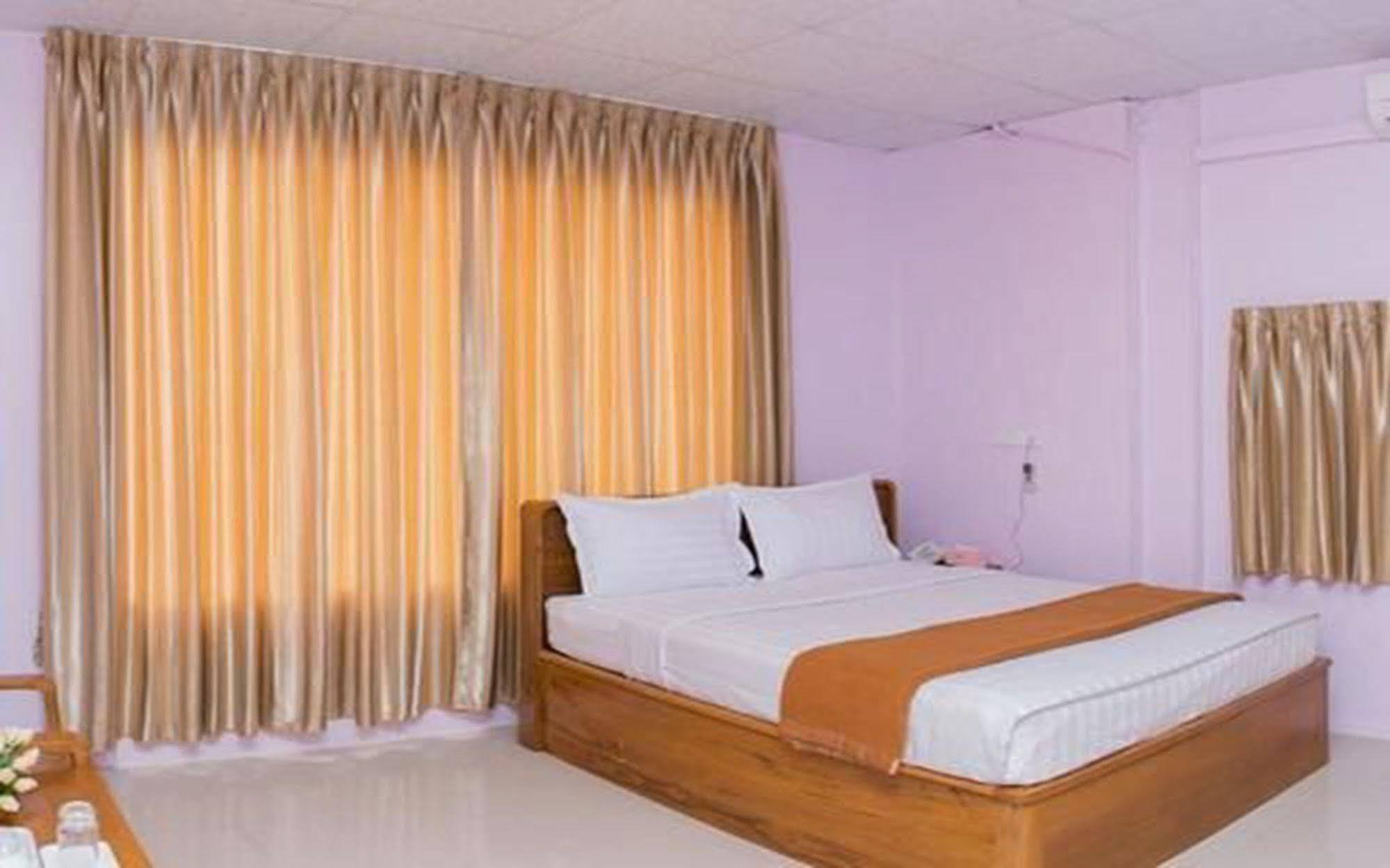 Aung Tha Pyay Hotel 3 Yangon Exteriör bild