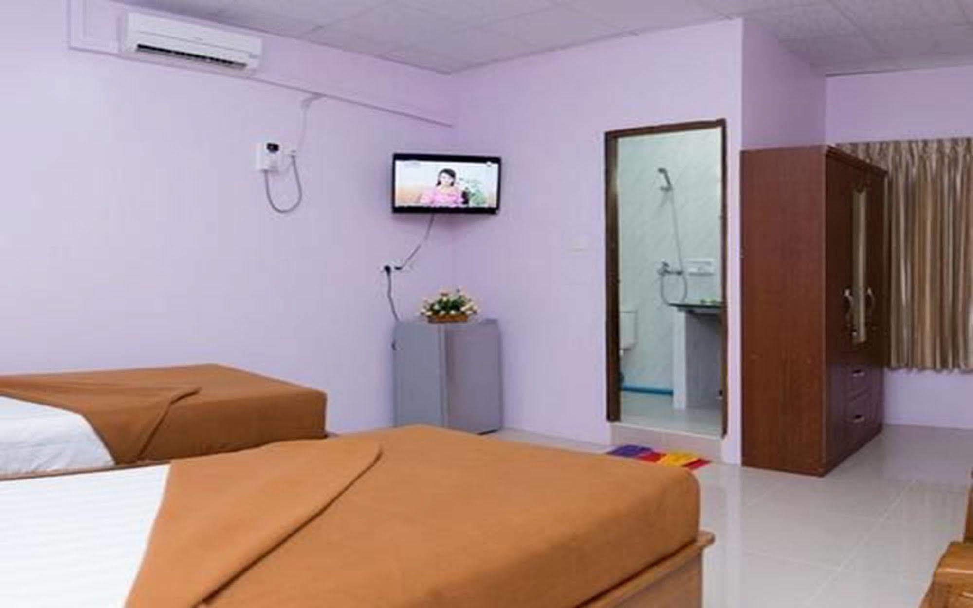 Aung Tha Pyay Hotel 3 Yangon Exteriör bild